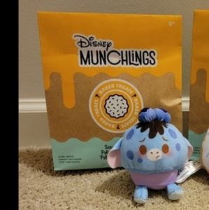 Wild Blueberry Eeyore Disney Munchling NEW